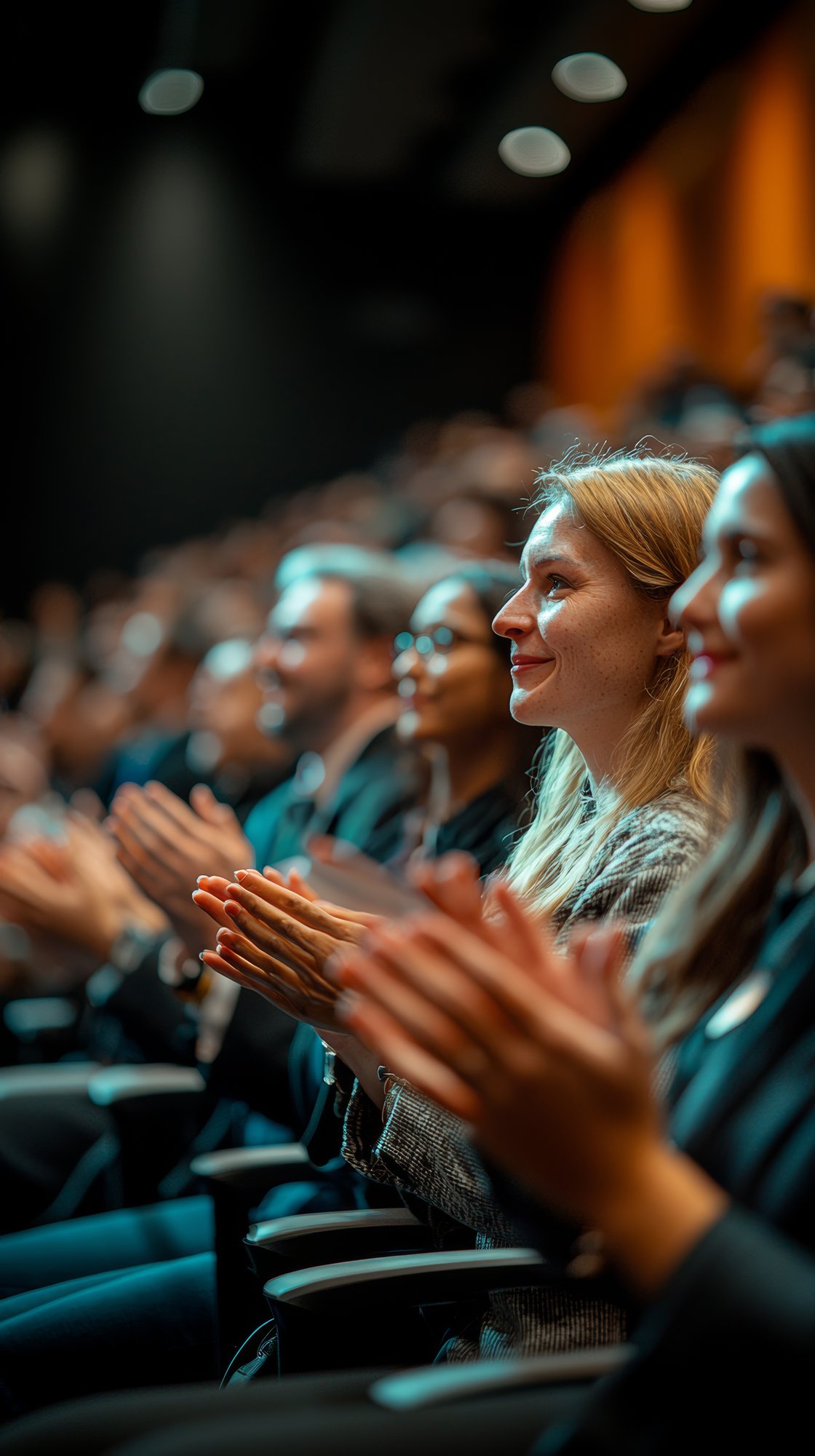 business-team-applauding-conference-setting-success
